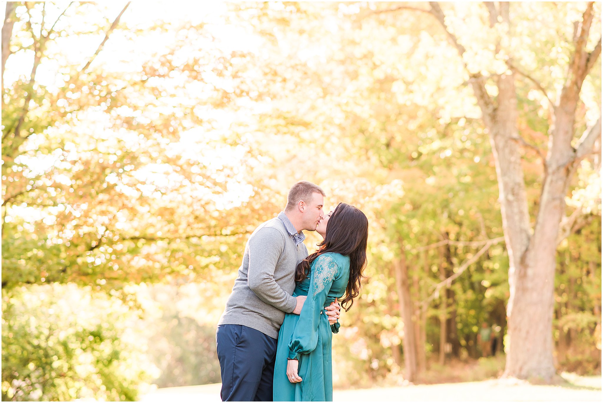 Couple kissing during Eagle Creek Park couples session
