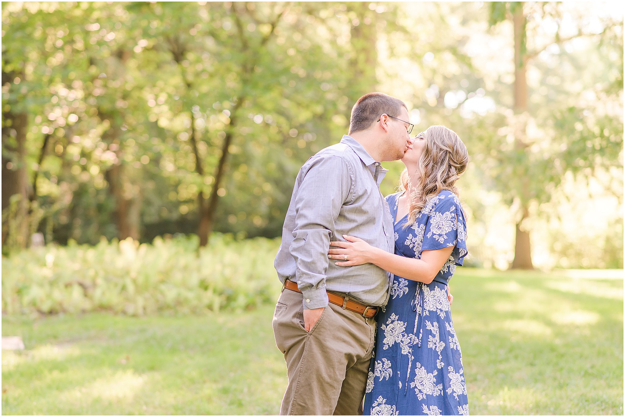 Couple kissing Newfields engagement session