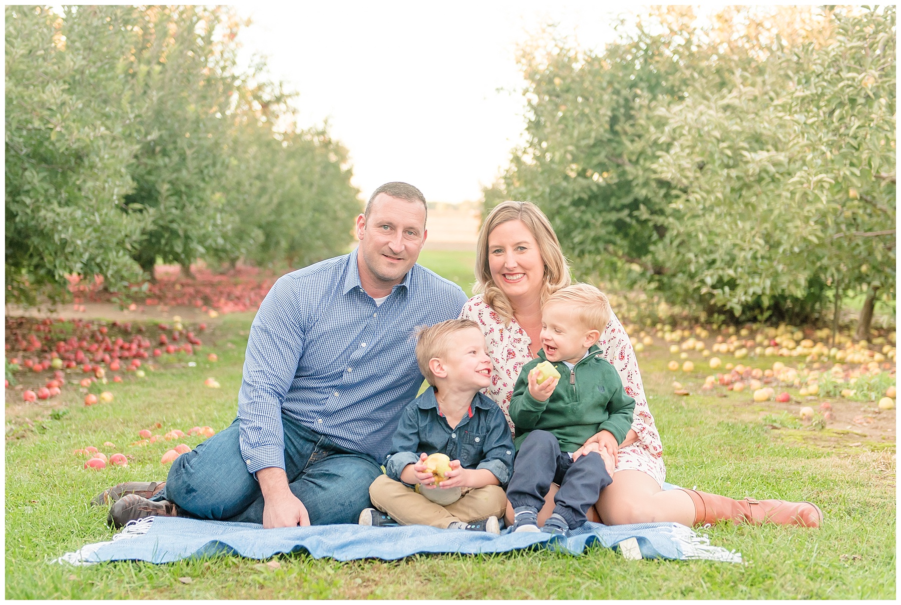 Pleasant View Orchard Family Session