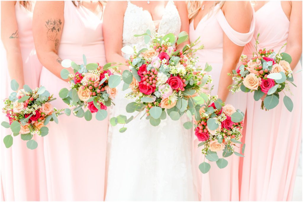 Pink and berry wedding bouquets Kruse Plaza wedding