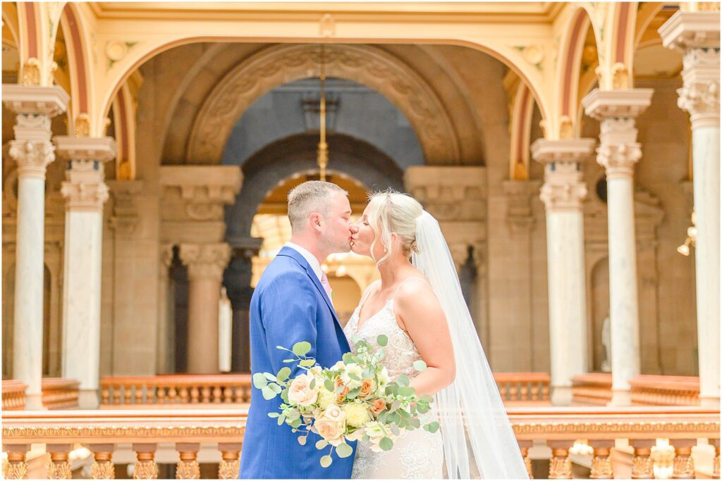 Bride and groom photos for an Indiana State House & War Memorial Elopement