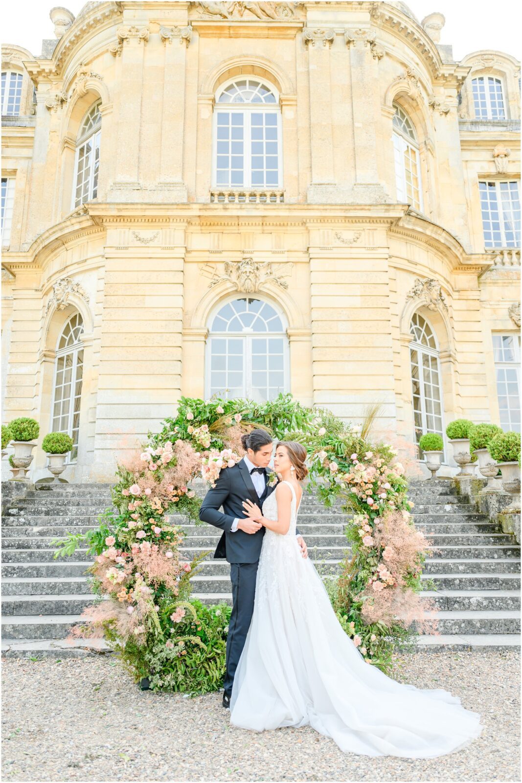Bride and groom photos Chateau de Champlatreux Editorial Shoot