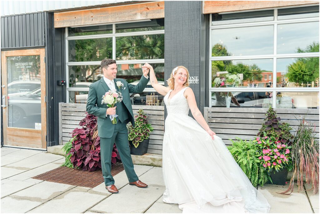 Bride and groom photos Coffeehouse 5 wedding