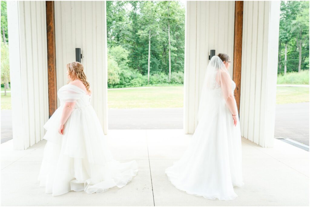 First Look Owl Ridge Wedding